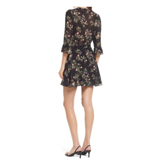 BNWT! Never worn Reformation Floral Wrap Dress - Picture 2 of 5
